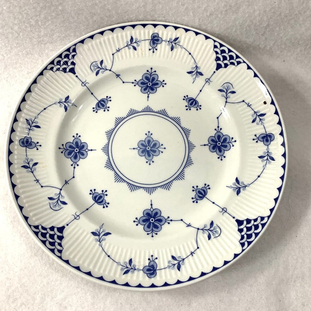 Johnson Brothers Blue Denmark Dinner Plate 10 inch Excellent Condition England